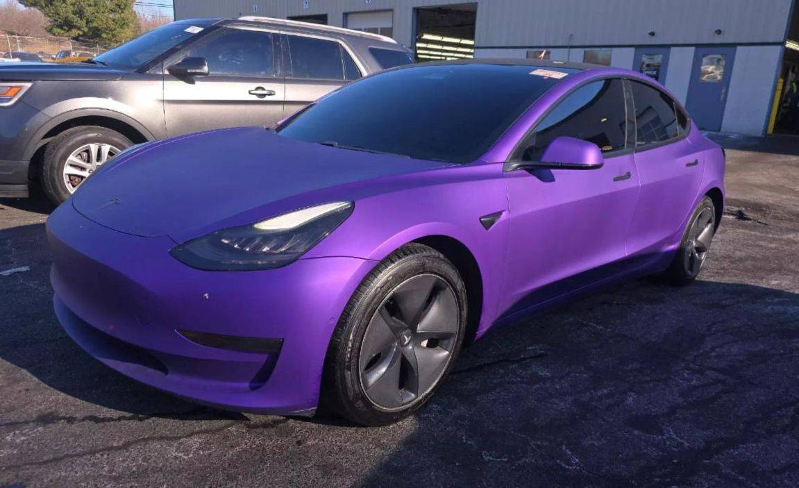 TESLA MODEL 3 2018 5YJ3E1EBXJF104724 image